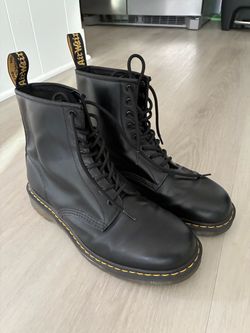 Doc Martens 1460 size 11 leather boots
