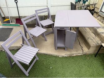 Foldable Table