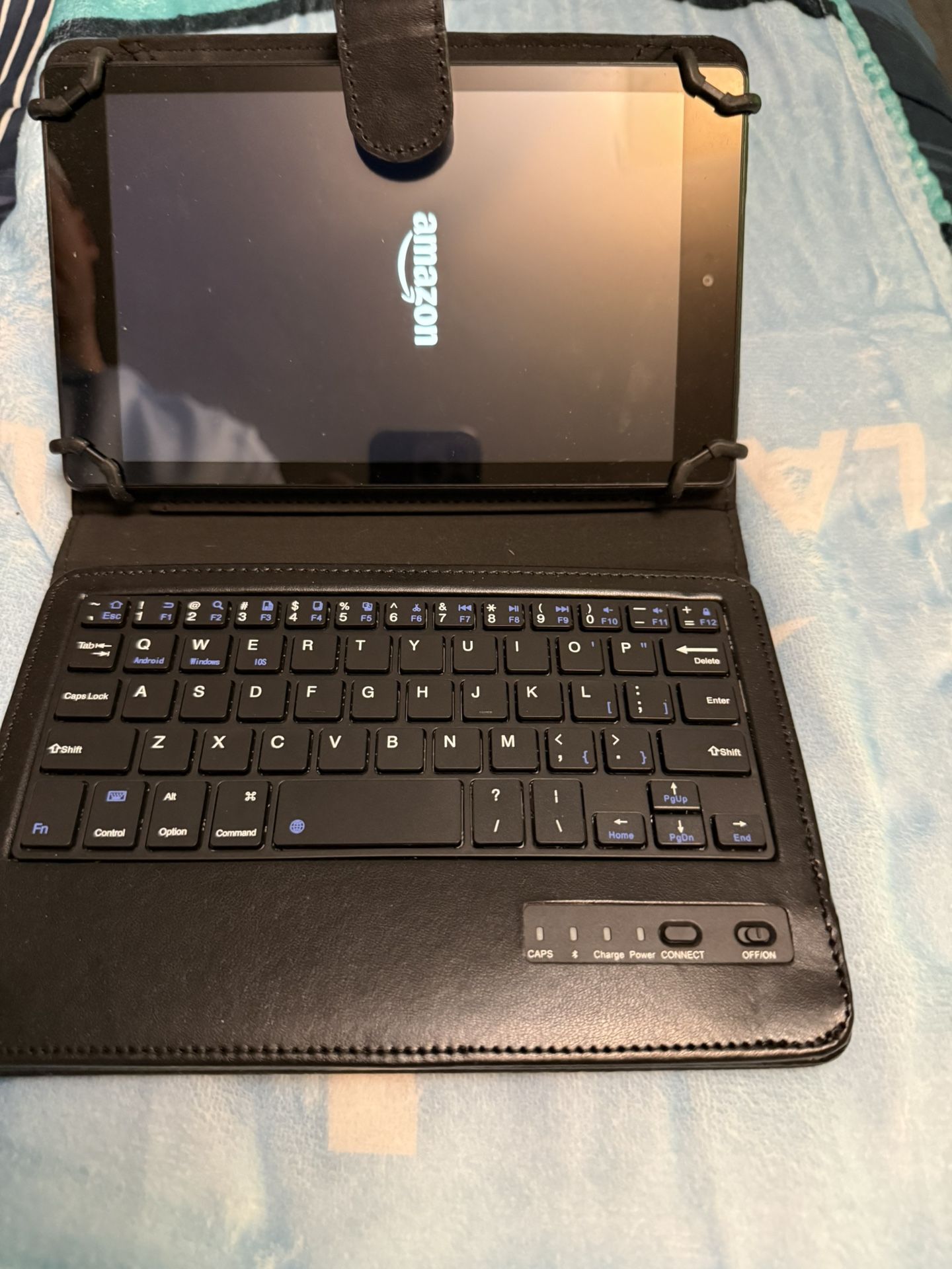 Amazon fire 7 With Keyboard Case