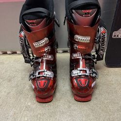 Solomon Skis And Atomic Boots 