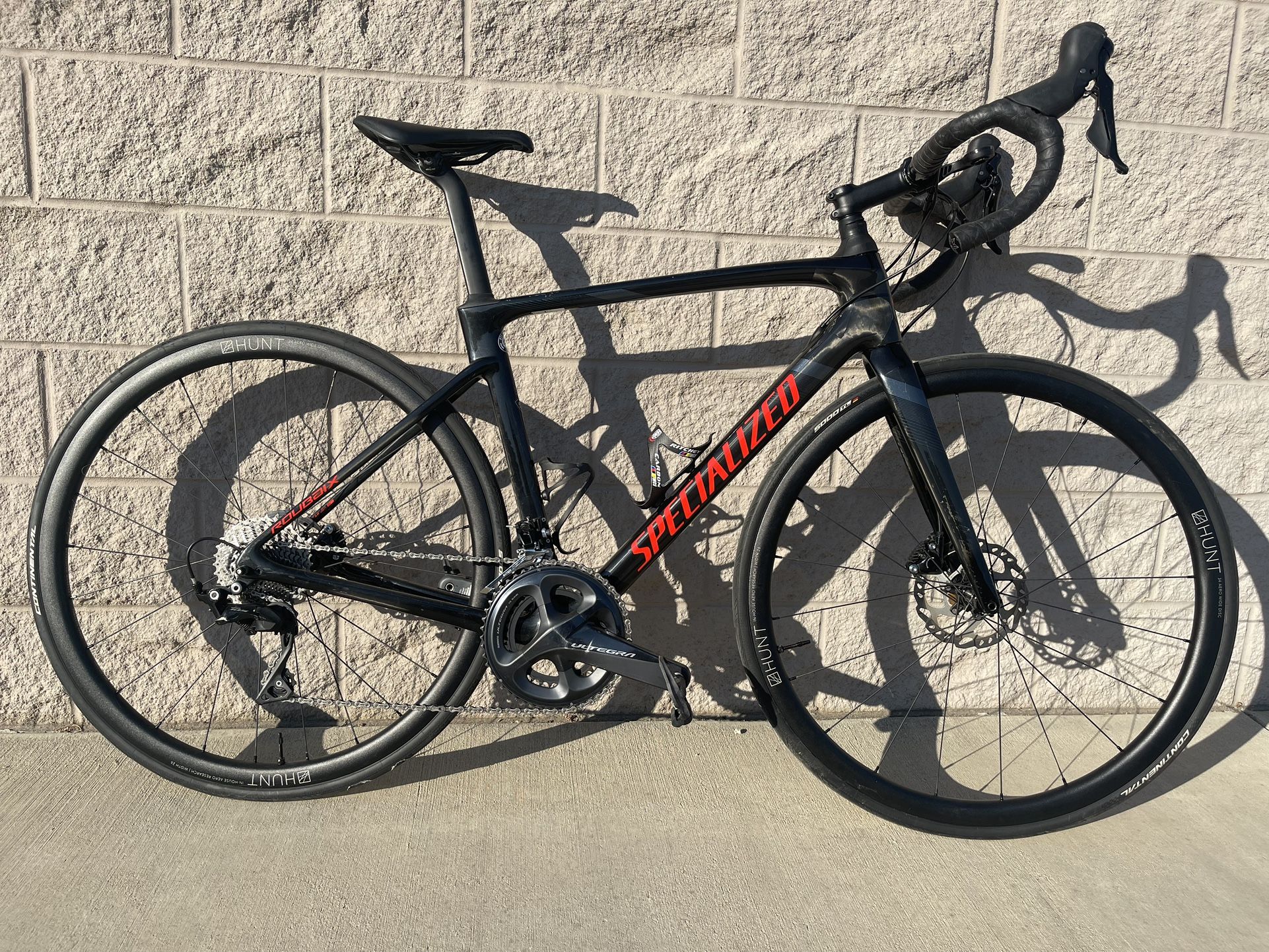 2020 Specialized Roubaix Sport 54cm