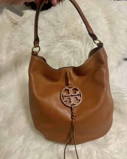 Like new Tory Burch Edinburg 
