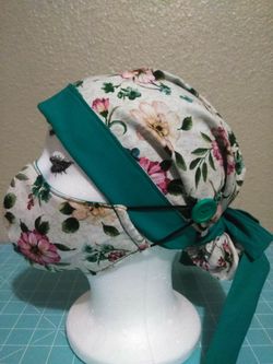 Reversible Scrub Scrub Hat Set w/ Buttons ( Ponytail Style)