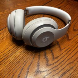 Beats By Dre Pro Studio Headphones 