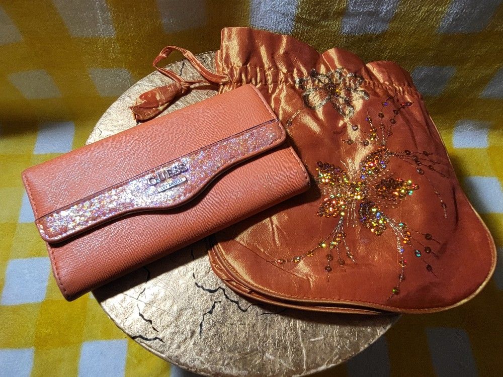 Custom Guess Wallet