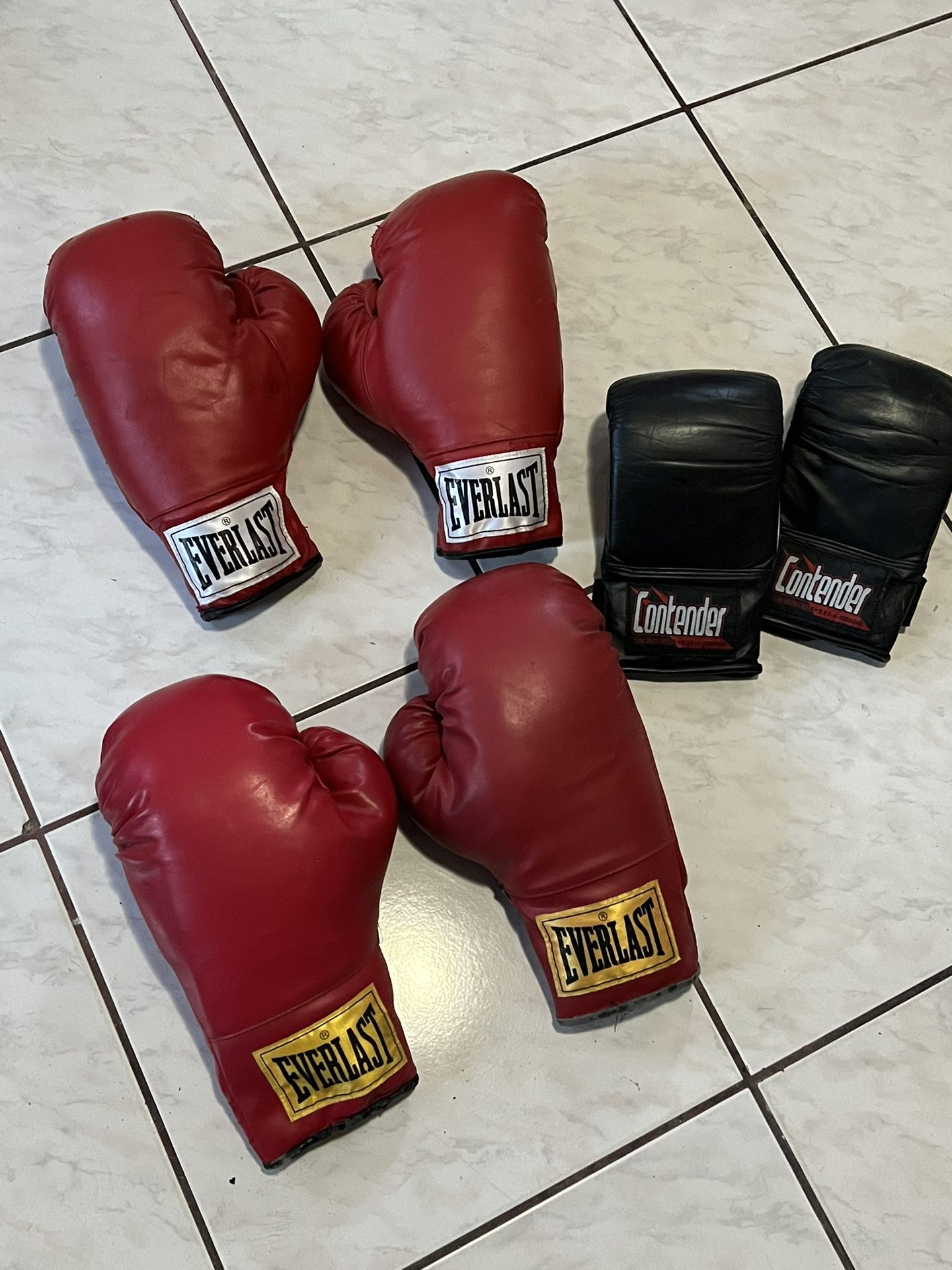 Everlast Sparring Gloves S 16 And Contender Bag Gloves Large