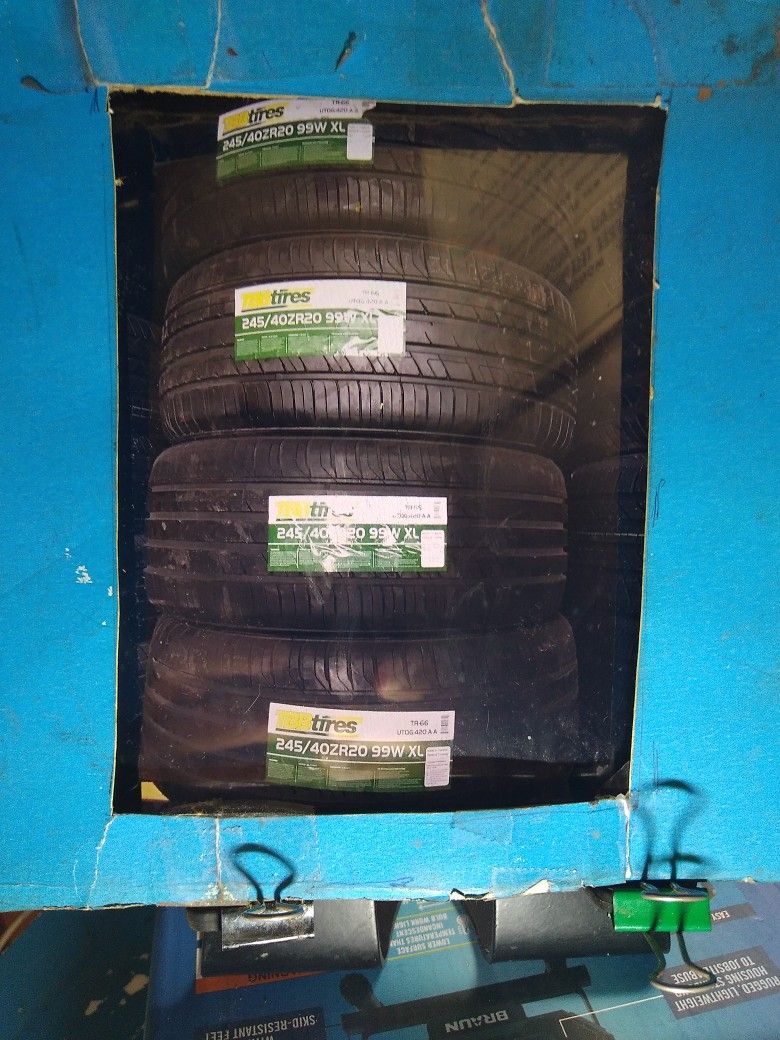 TIRE 245 40 20 Each ELMOFLES