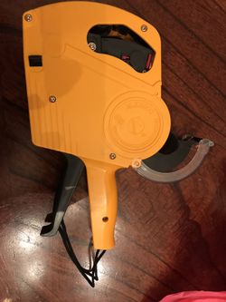Pricing gun