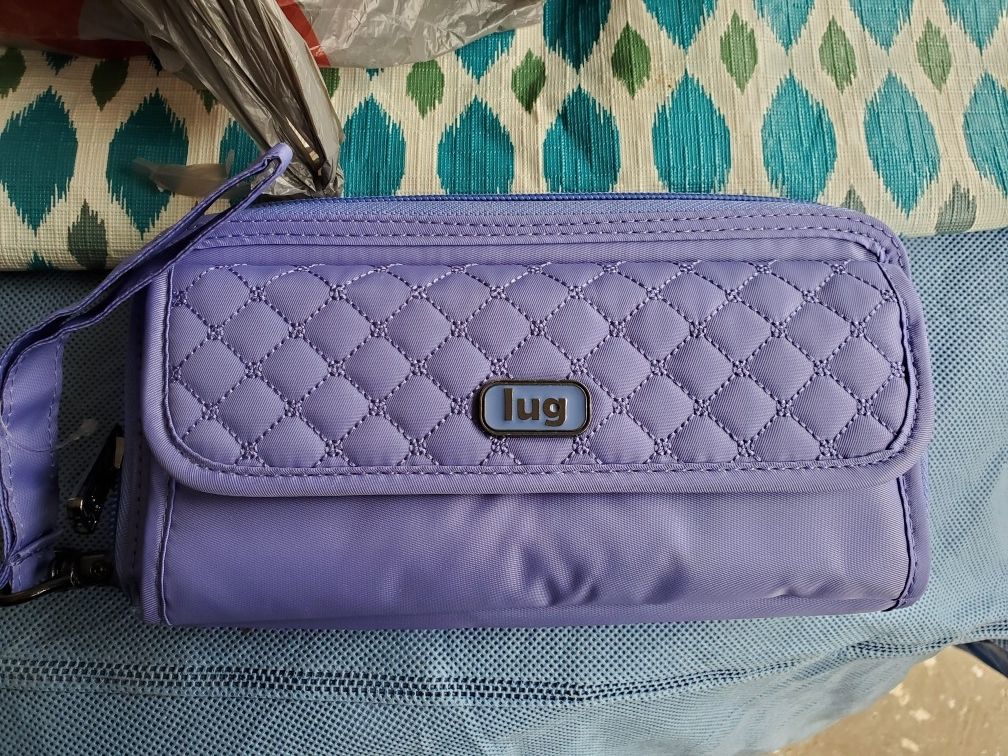 Lug Wallet/wristlet
