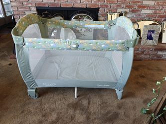 Graco Playpen 