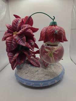 Disney Tinker Bell Poinsettia Snow Globe