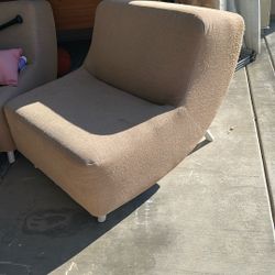 Free Chairs (2)