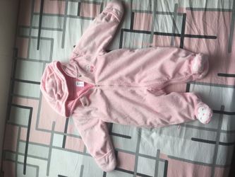 Carter’s fluffy onesie 6m