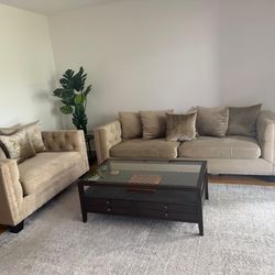 Super Spacious Couch/Sofa Set!!!