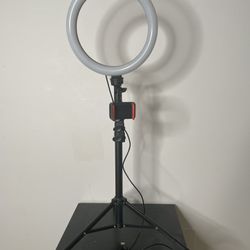 Tripod Light Ring With Cellphone Holder