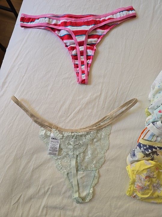 22 M/L Underware Things Women New With Out Tags