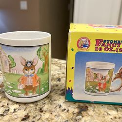 Vintage Easter Bunny Peter Rabbit 10 oz. Ceramic Coffee/Tea mug with Bunny Handle - Includes box