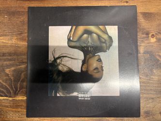 Ariana Grande vinyls