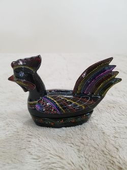 Hand carving wooden lacquer painted hen jewelry box