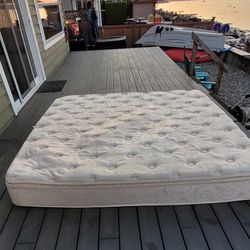 Free Beautyrest king mattress. comfortable