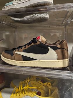 Jordan 1 travis low mocha sz 14