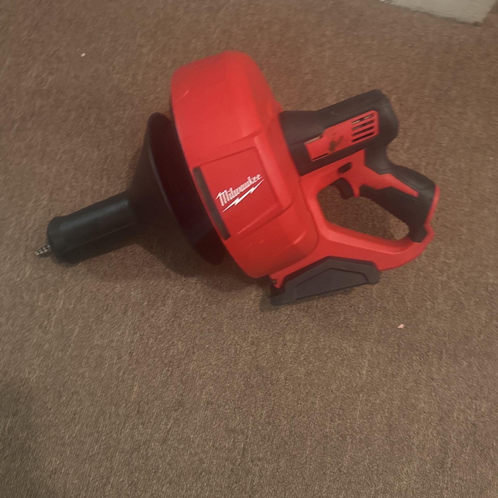 Milwaukee M12 Snake With Battery And Changer 
