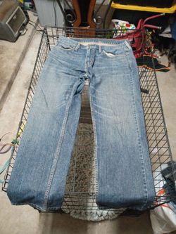 Men's Light Wash Denim Levis  Jeans