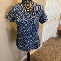 Scrub Top, Size M, Fits Like Size S, Super Soft, $5