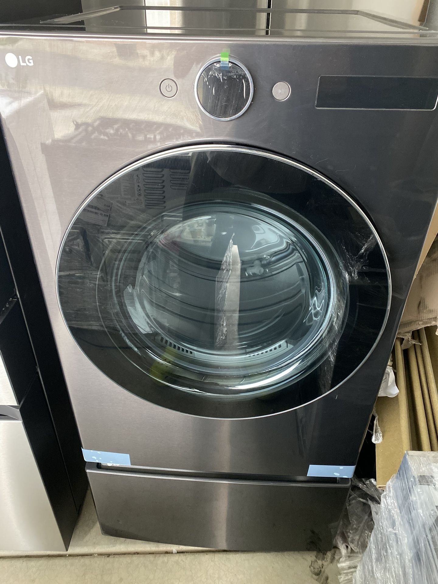 LG Electric Dryer