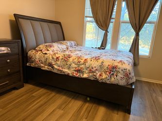 Queen Frame bedroom Set