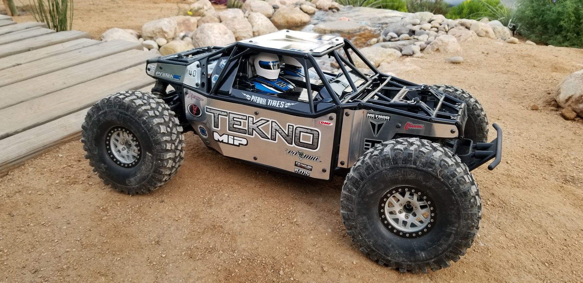 Tekno DB48 U4RC, not traxxas axial