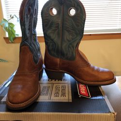 Ariat Boots Like New