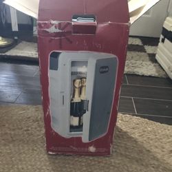 Small Travel Drink Fridge 