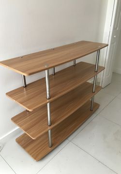 Entertainment center