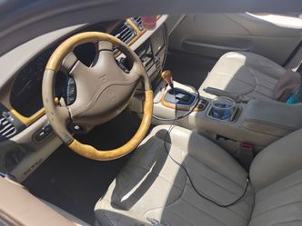2002 Jaguar s type gray base 4 doors