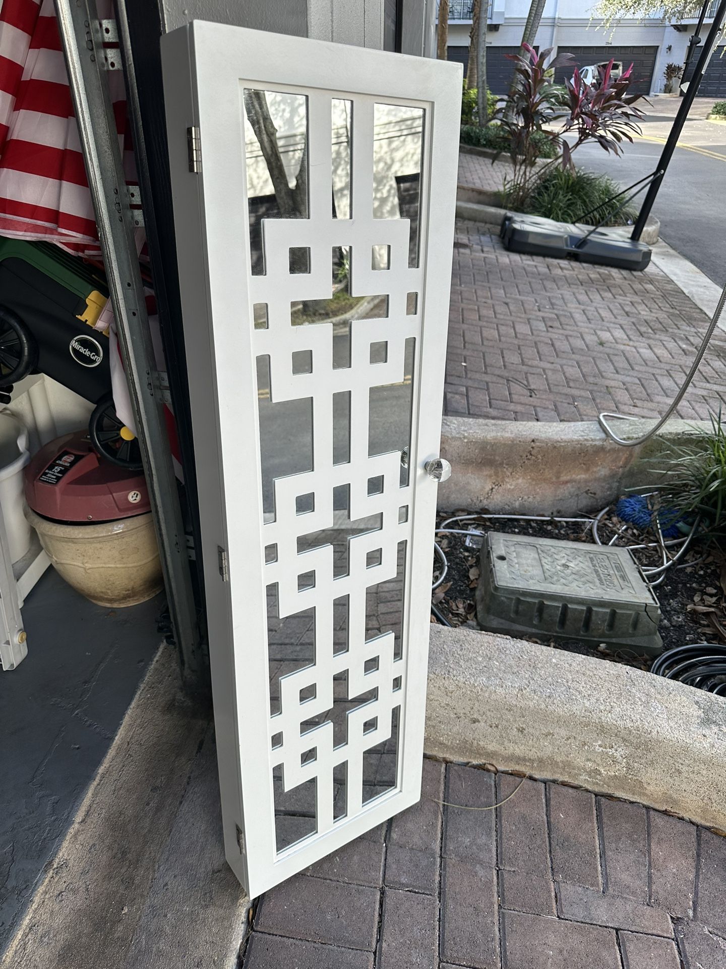 Mirrored Jewelry Cabinet 14x47.5