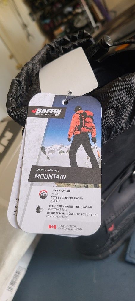 Baffin Snow Boots, 7.5 Size, New, $85