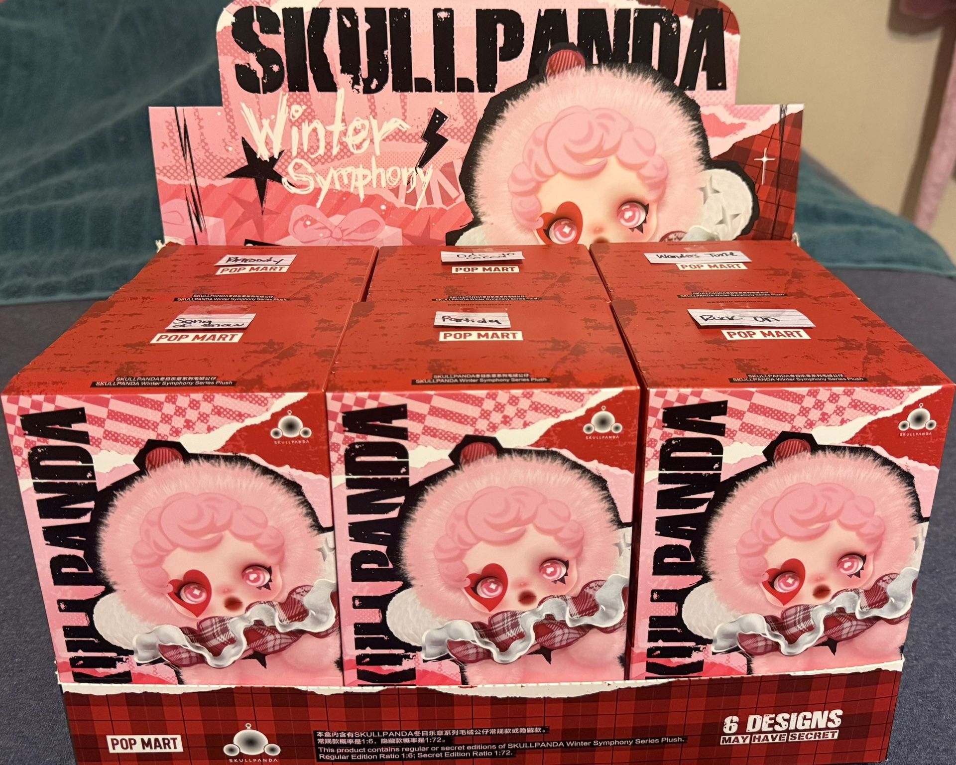 POPMART SKULLPANDA WINTER SYMPHONY