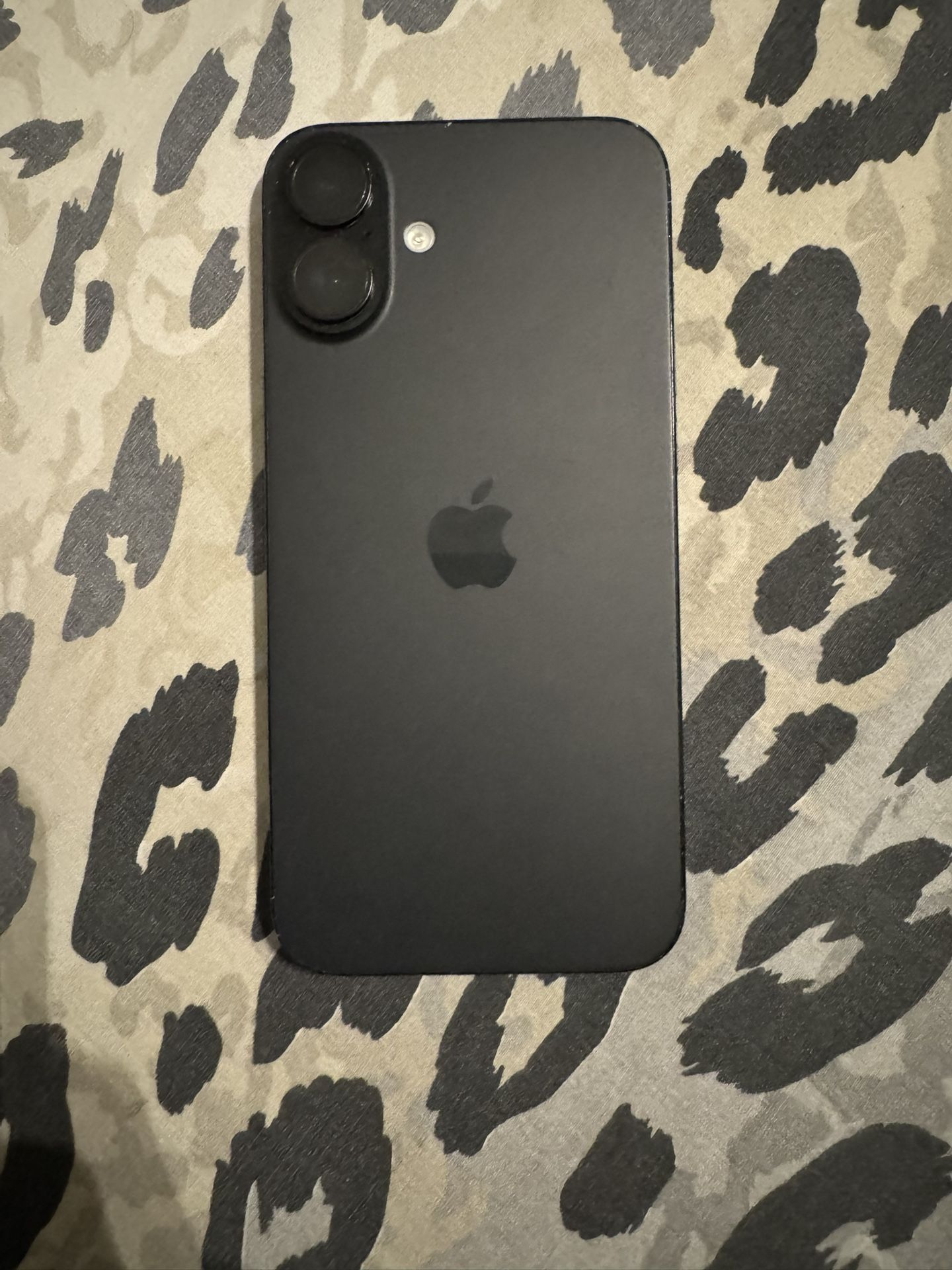 Apple iPhone 16 PLUS 128gb Black - Unlocked - Fully Functional