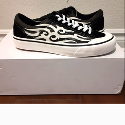 Converse multiple sizes read entire description