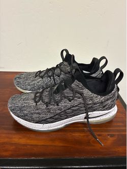 Nike LeBron 15 low - men’s 13 Oreo colorway