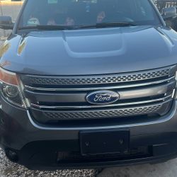 2012 Ford Explorer