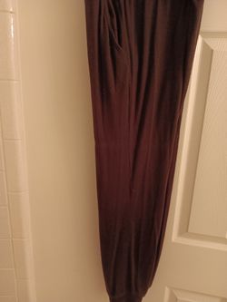 Lady's Dressy Capri Pants