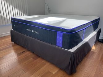 (free) mattress, box spring, bed frame - California king
