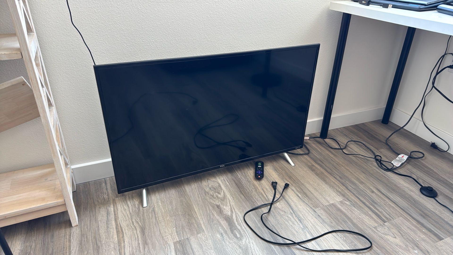 40 In Roku TV