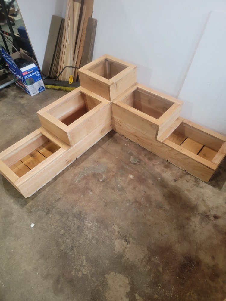 Custom Built Planter Boxes 