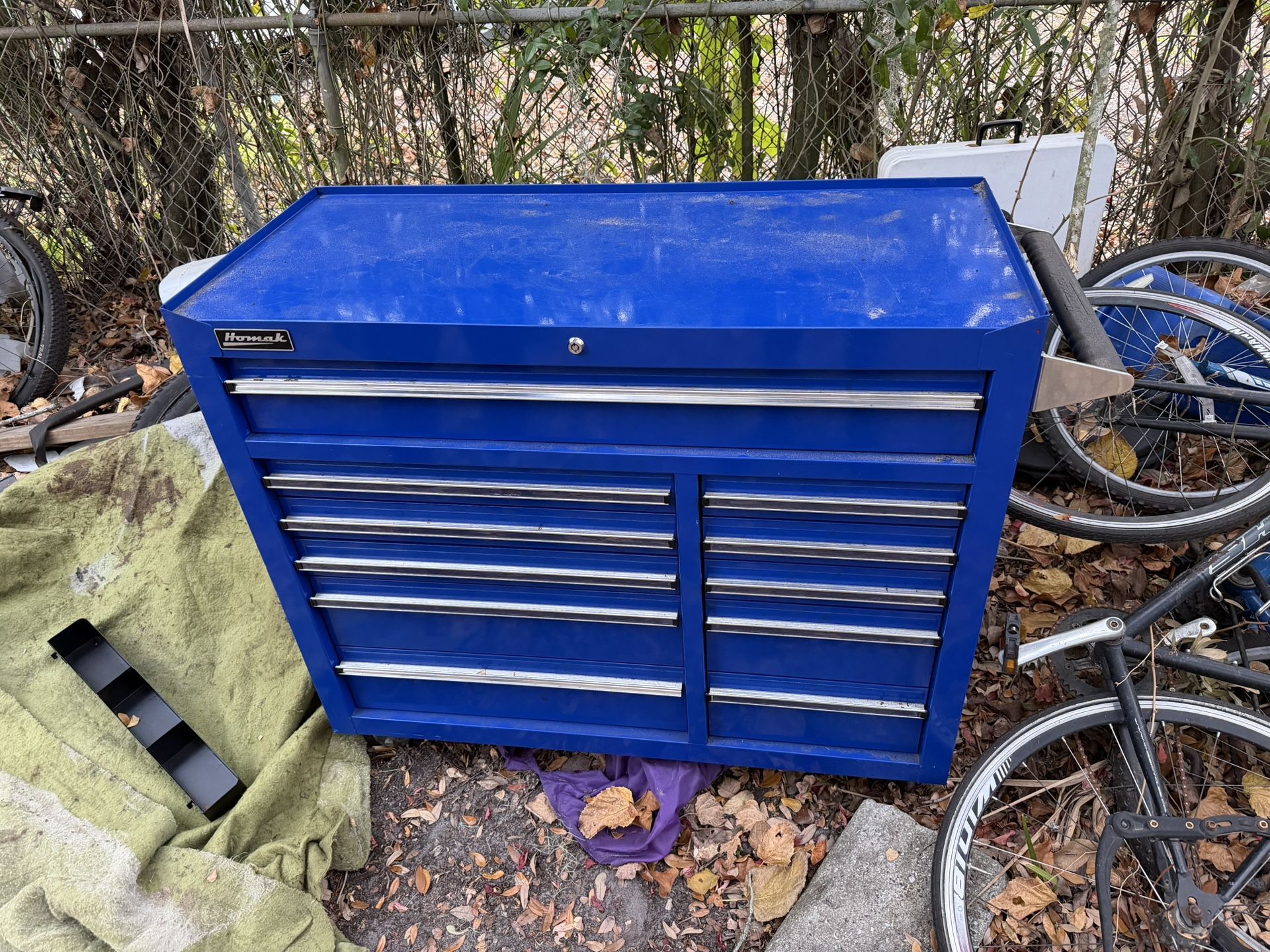 Toolbox Including Tools