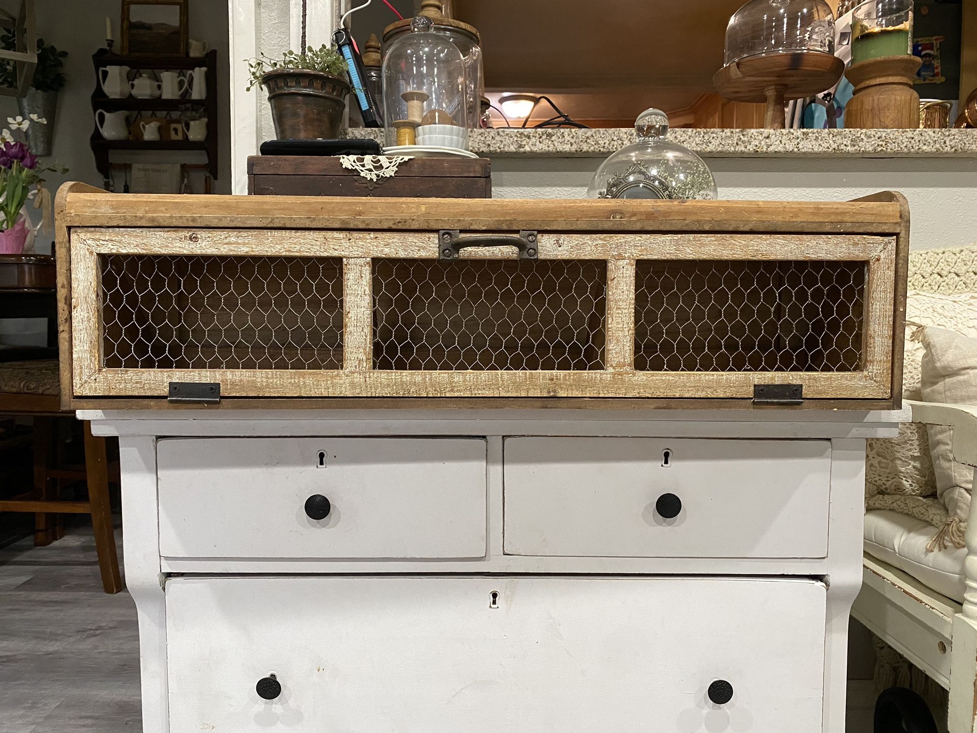 Chicken Wire Wood Wall Shelf