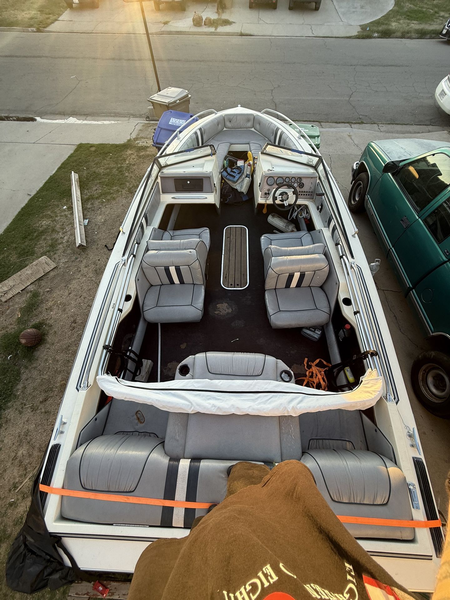1985 Reinell 350 ski boat