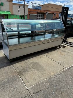 10 ft deli case/meat case